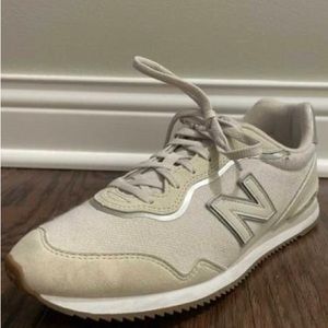 Women's New Balance Shoes